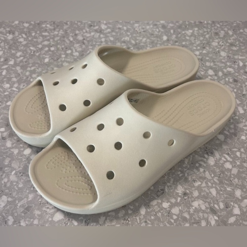 Crocs “Bone” Slide Platform Sandals 🐊